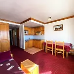 Neves - Location: Pour 4 Personnes Dans Un Quartier Anime / Les Neves Mae-9078 * Val Thorens